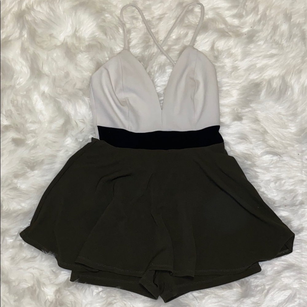White/Olive Sleeveless Romper